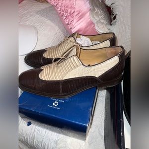 Men’s dress shoes size 11